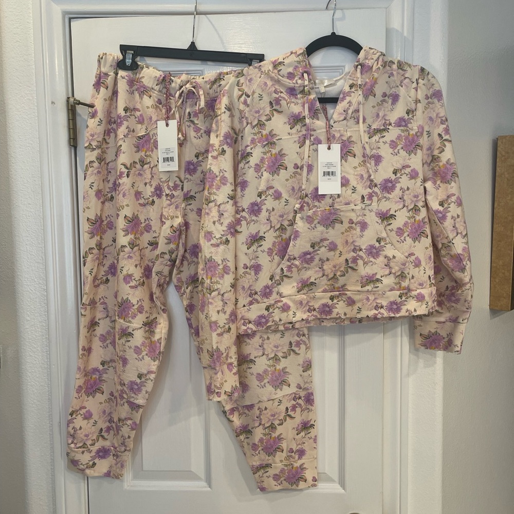 Loveshackfancy sweatshirt new with tags